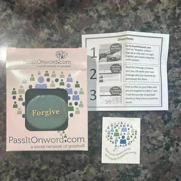 New!!Inspirational tracking stone. Great gift! - Picture 2 of 4